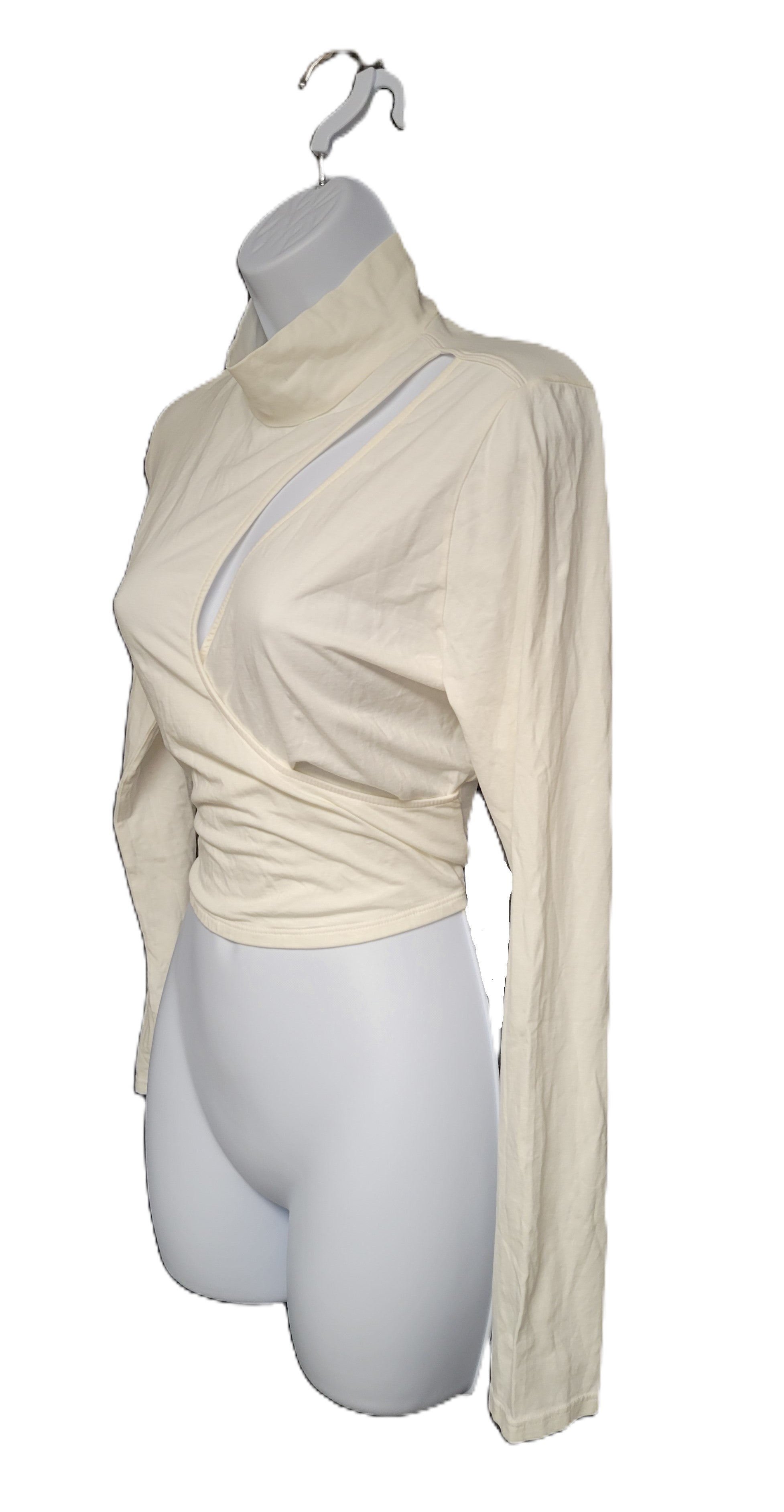 Lanston Cutout Turtleneck in Off White Size Large