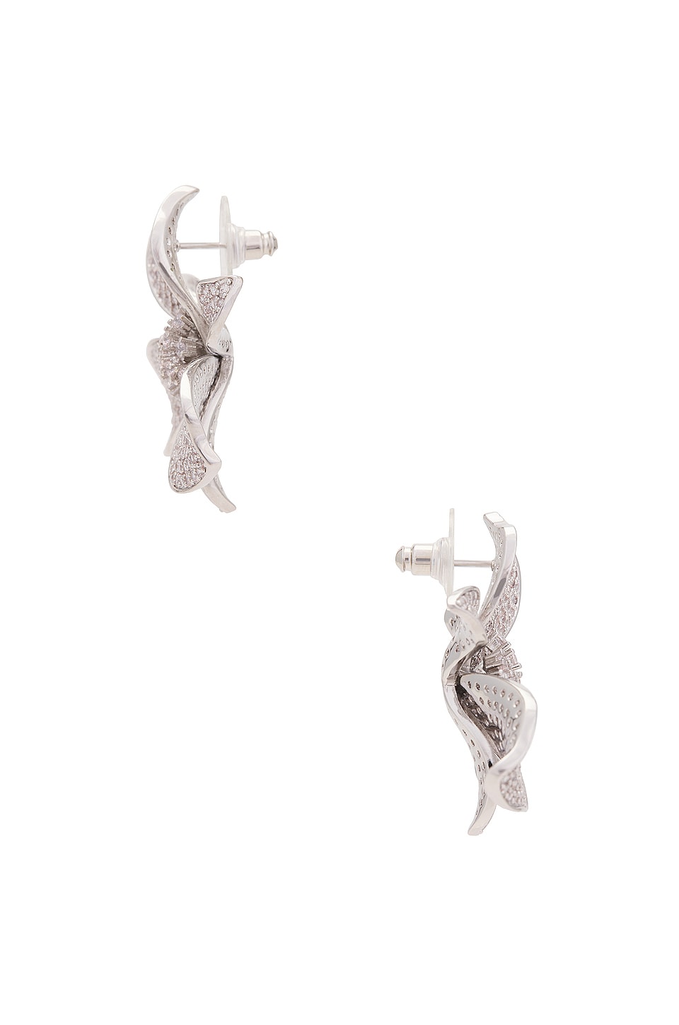 SHASHI Eden Earring in Silver